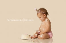 Madeline – Jenks One Year Portraits